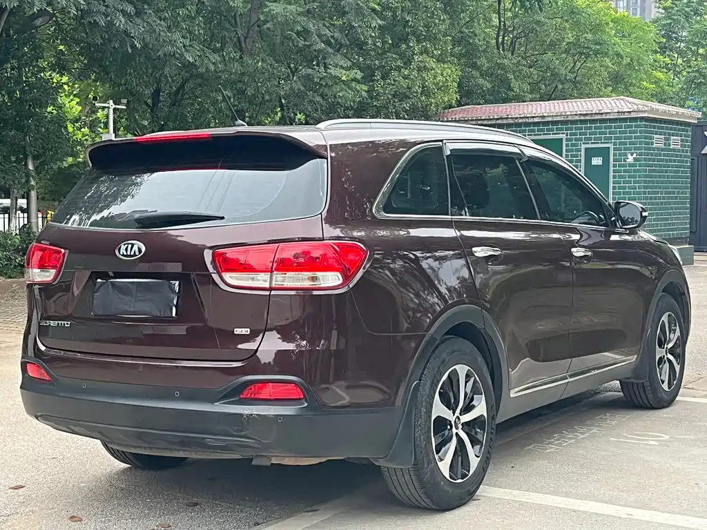 Kia Sorento 2015 — фото 7