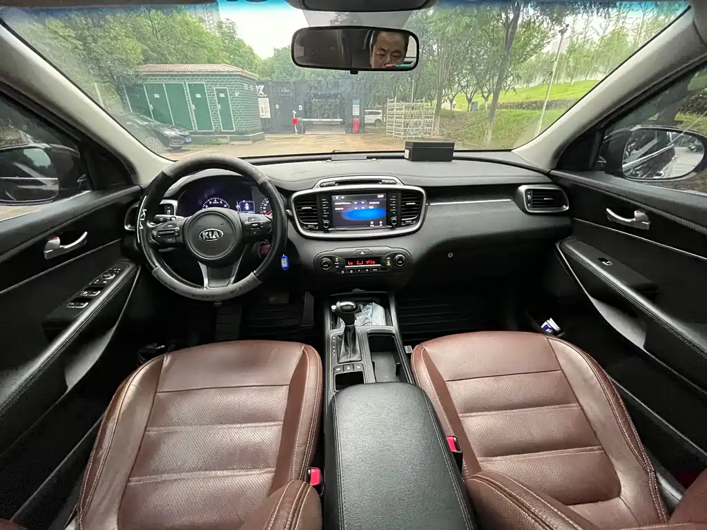 Kia Sorento 2015 — фото 15