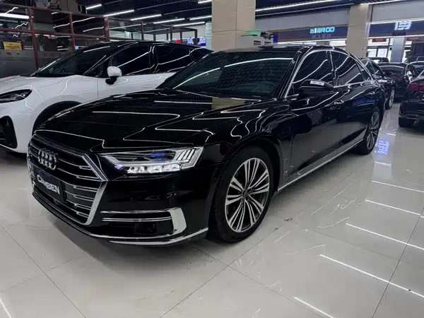 Audi A8 2021