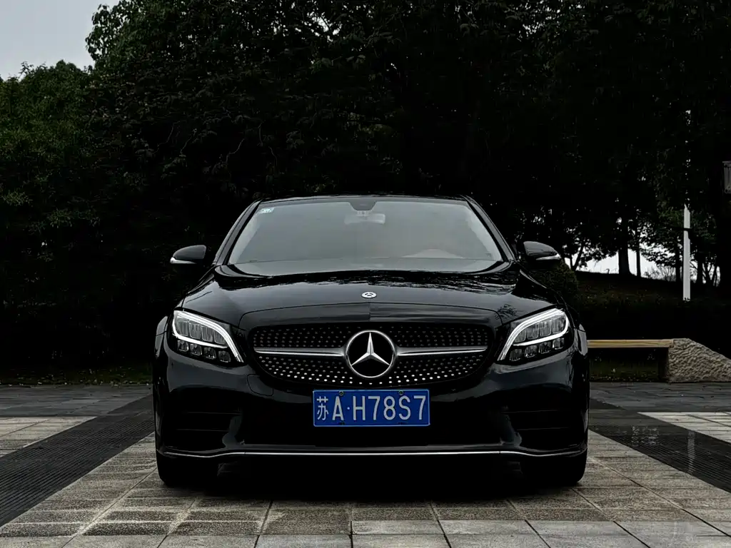 Mercedes-Benz C-Class 2020
