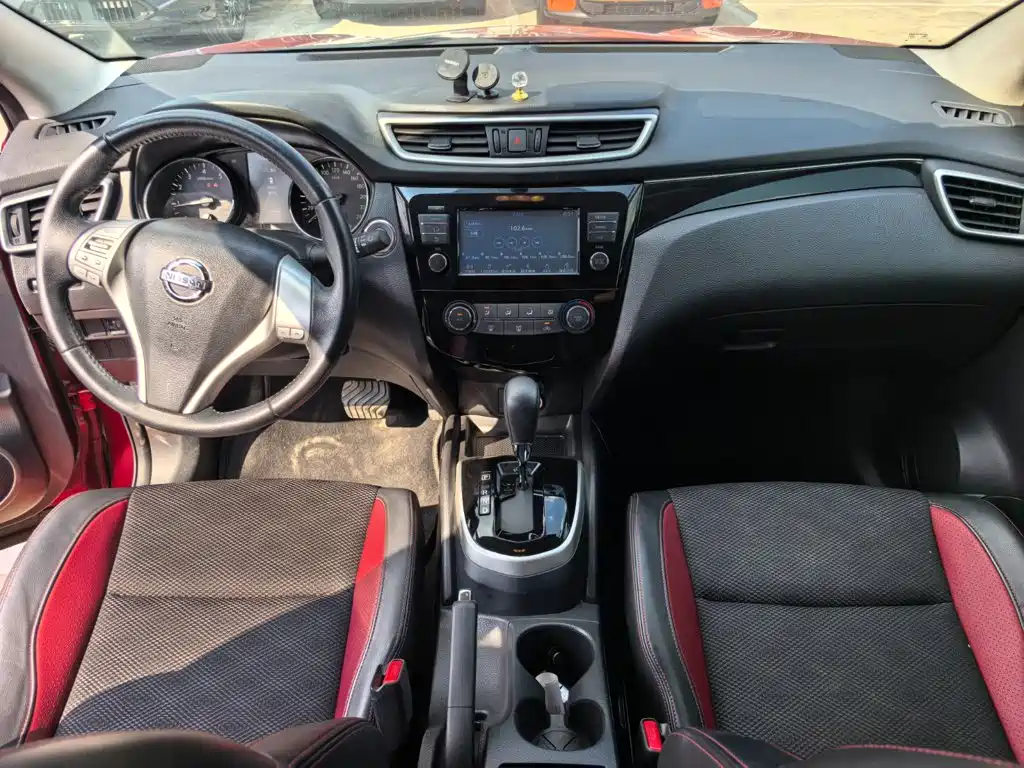 Nissan Qashqai 2017 — фото 11