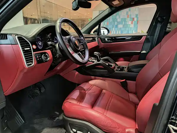 Porsche Cayenne 2019