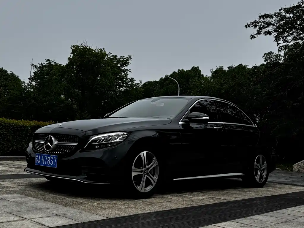 Mercedes-Benz C-Class 2020