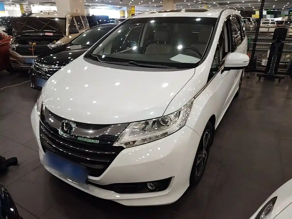 Honda Odyssey 2017 — фото 1
