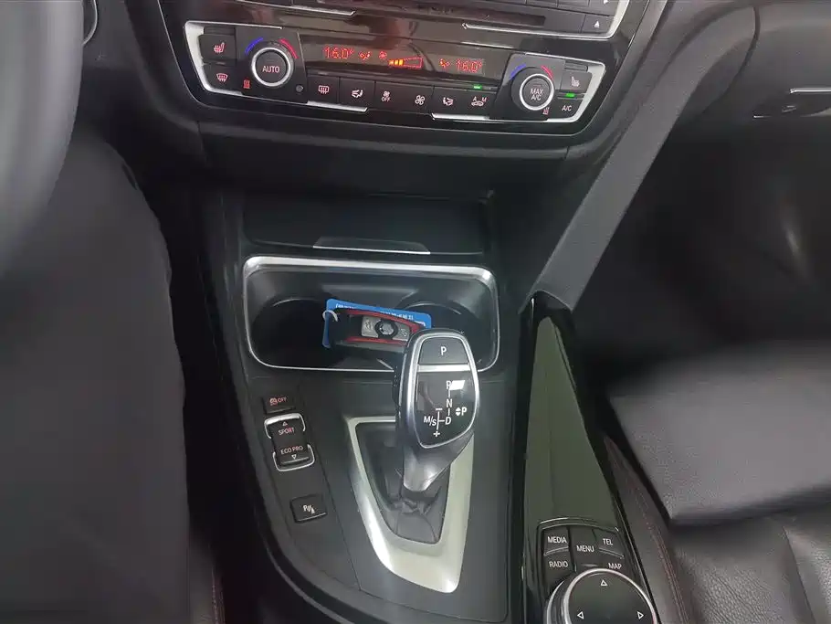 BMW 4 Series 2015 — фото 16