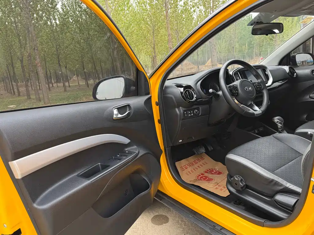 Kia KX1 2019 — фото 9