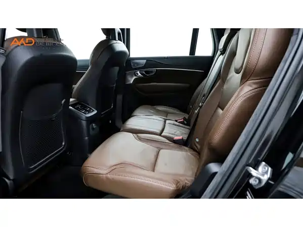 Volvo XC90 Plug-In Hybrid 2022