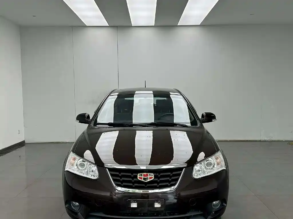 Geely Emgrand Classic 2012 — фото 2