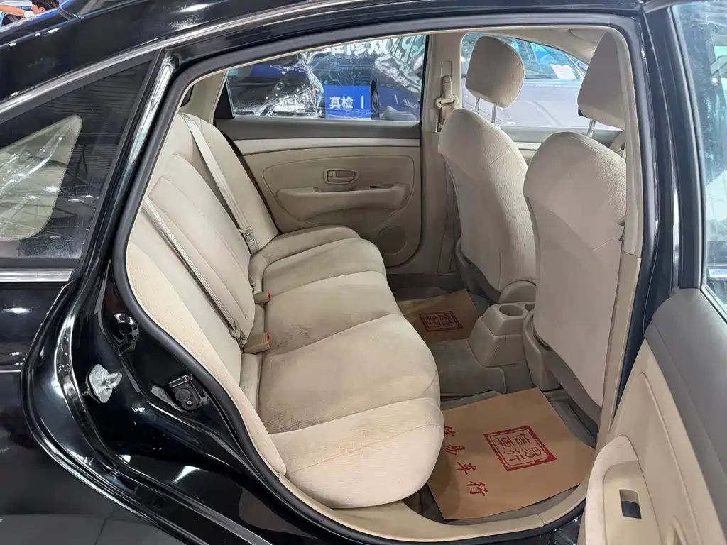 Nissan Sylphy 2017 — фото 11