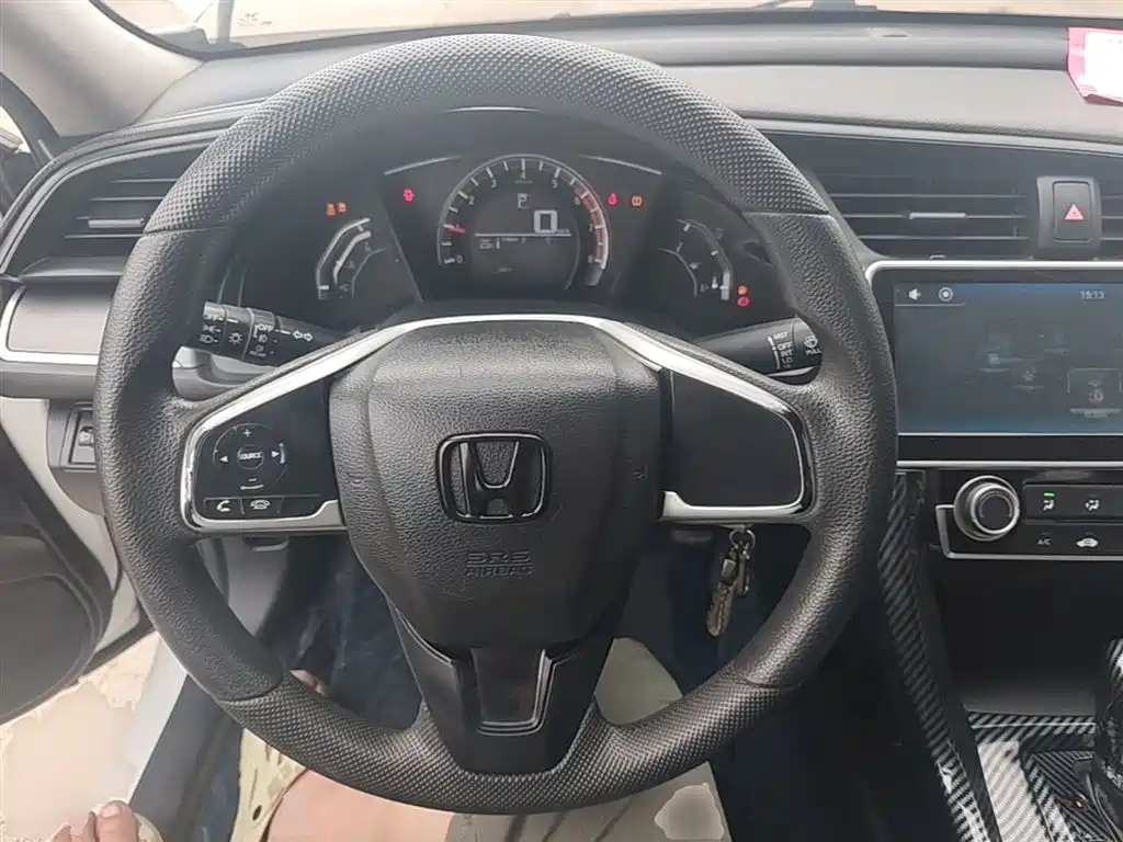 Honda Civic 2017 — фото 11