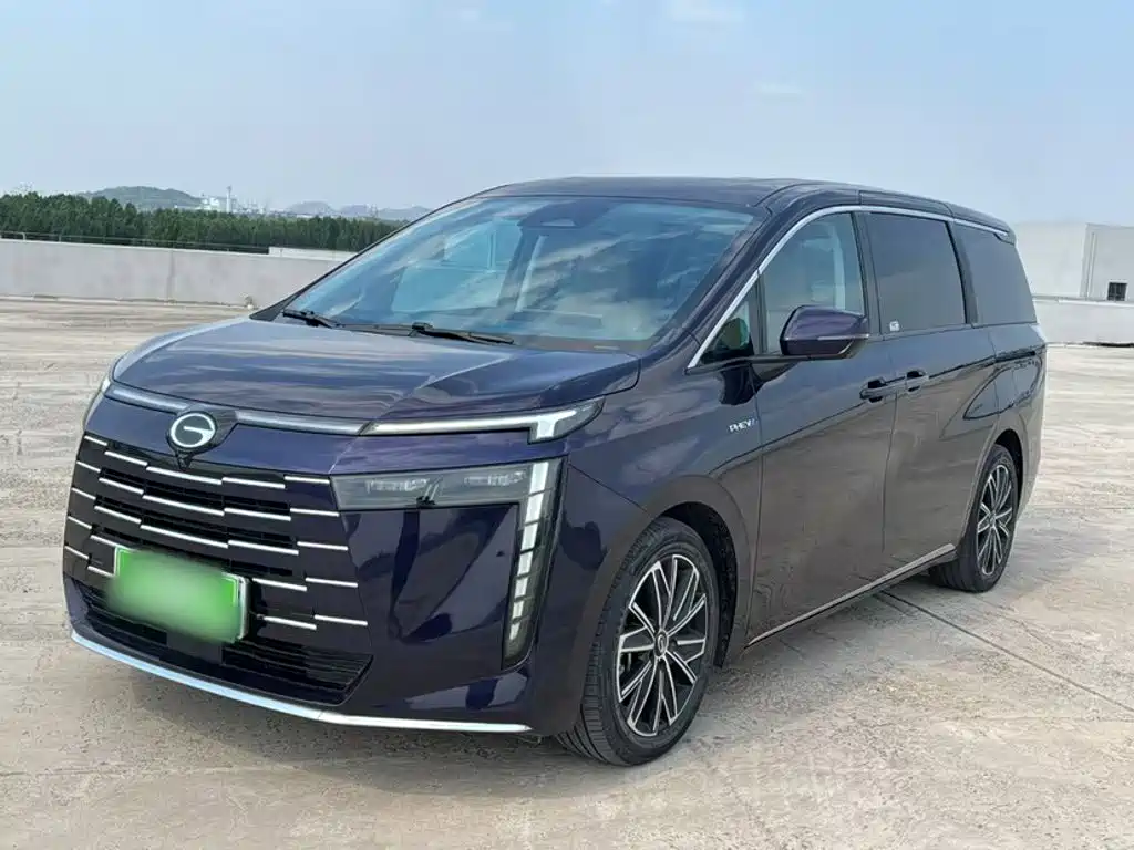 GAC Trumpchi E8 PHEV 2024 — фото 2
