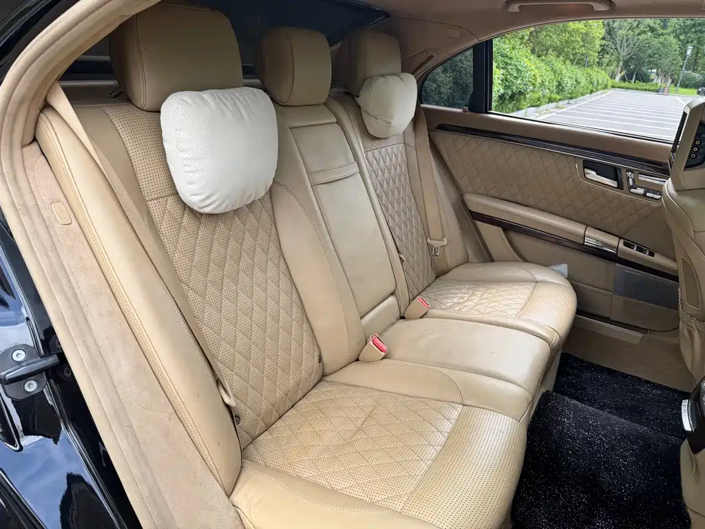 Mercedes-Benz S-Class AMG 2011 — фото 14