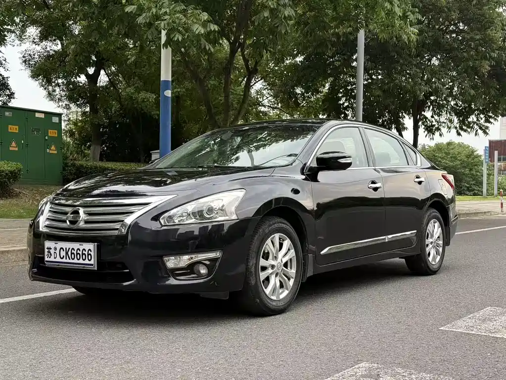 Nissan Teana 2013 — фото 1