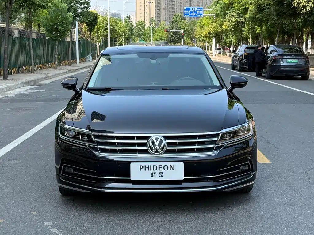 Volkswagen Phideon 2021 — фото 2