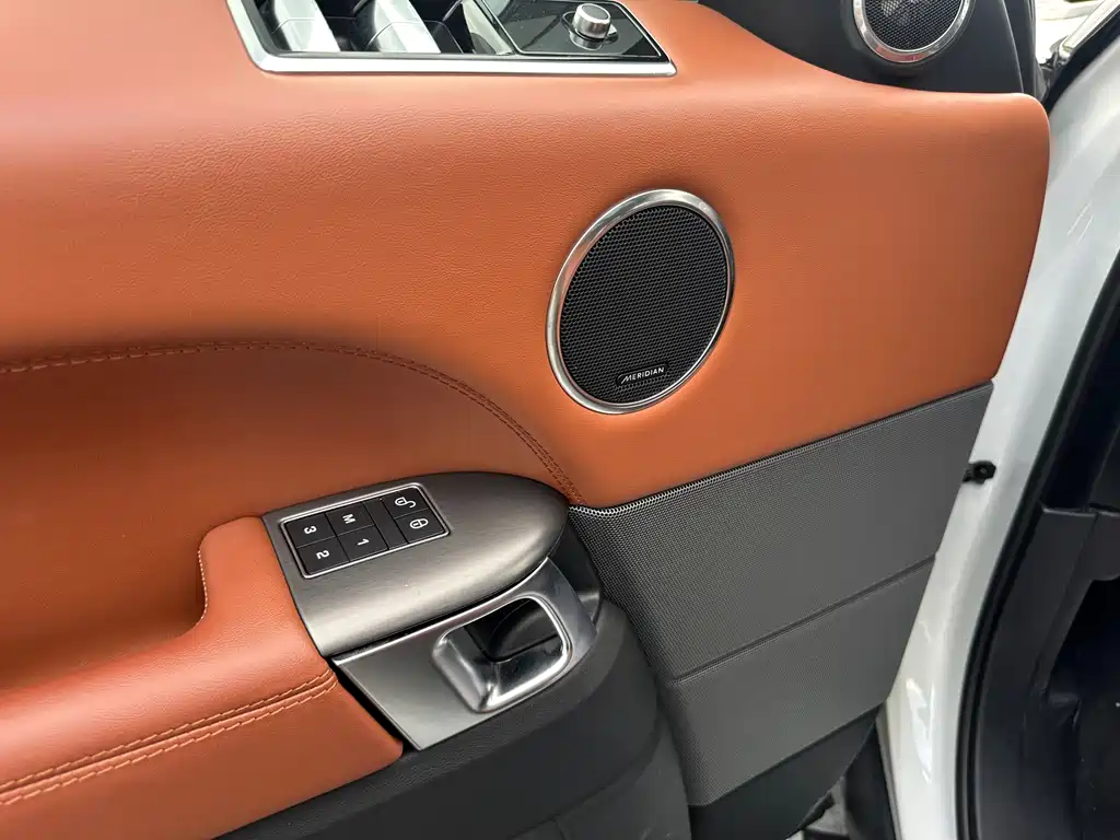 Land Rover Range Rover Sport 2019 — фото 5