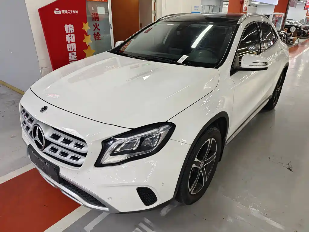 Mercedes-Benz GLA 2018 — фото 1