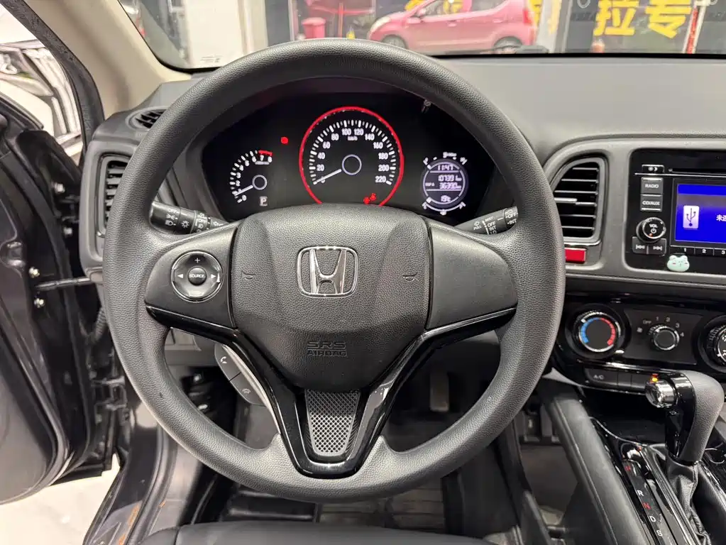 Honda Vezel 2016 — фото 8