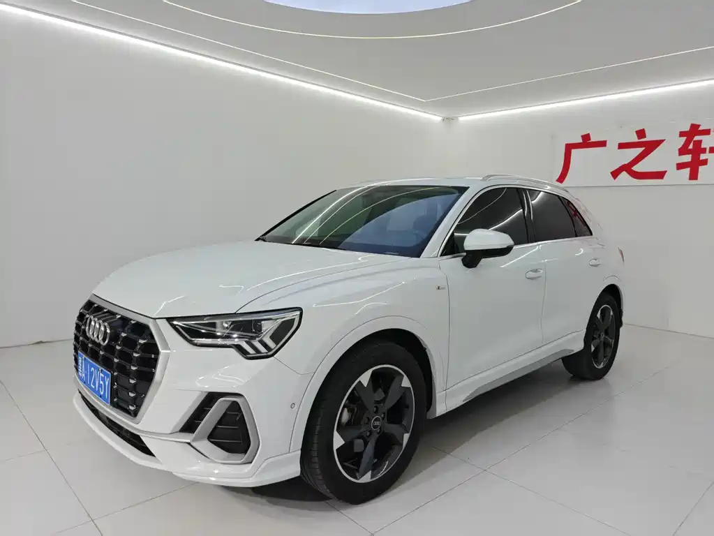 Audi Q3 2022