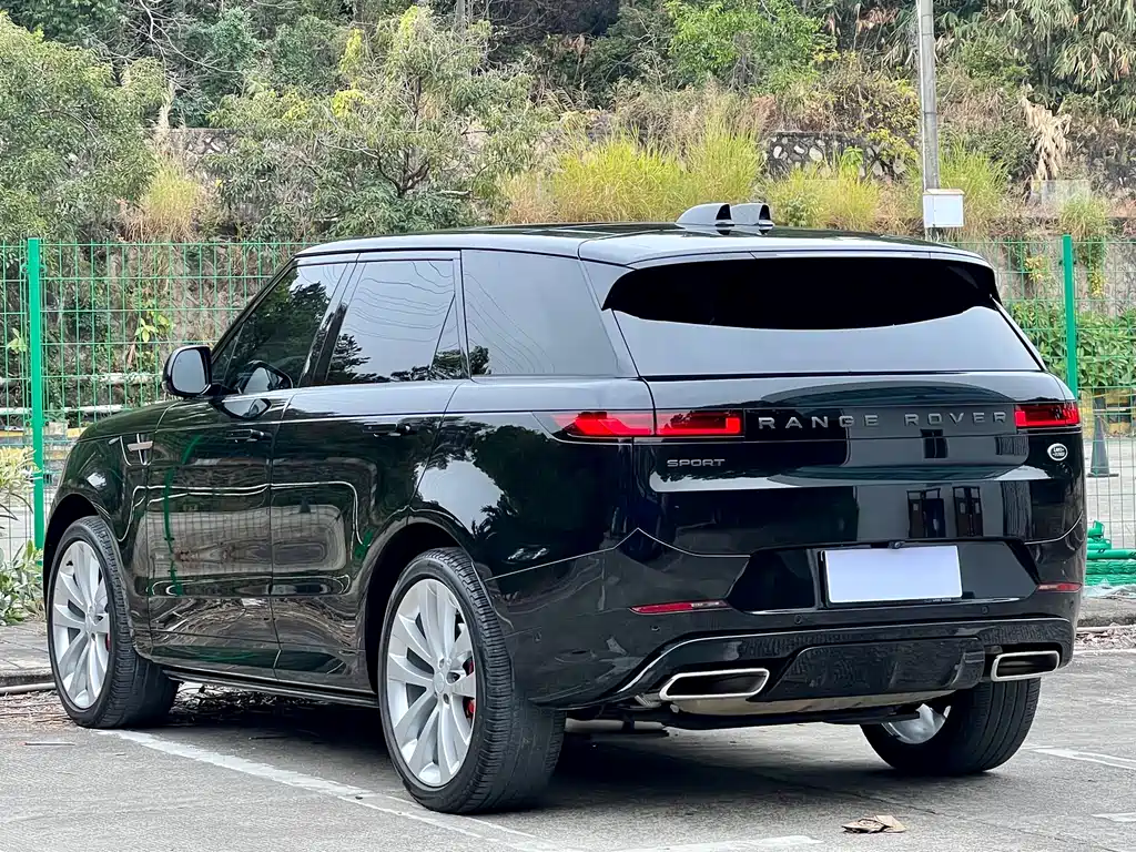 Land Rover Sport 2025 — фото 21