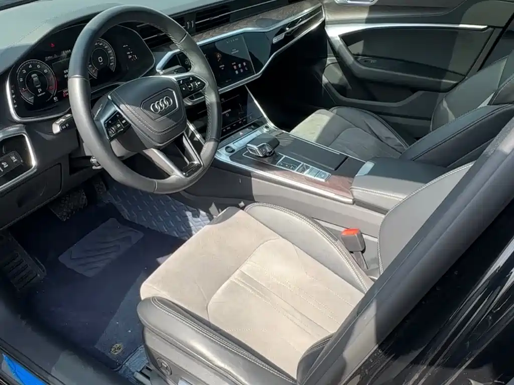 Audi A6L 2023