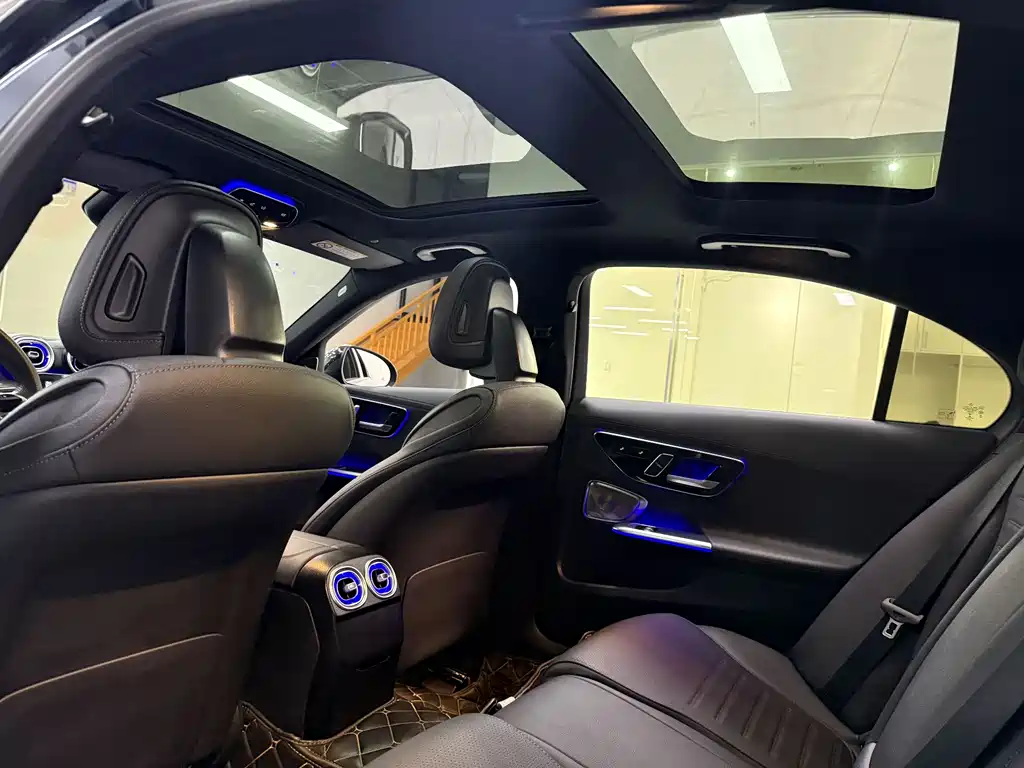 Mercedes-Benz C-Class 2022 — фото 13