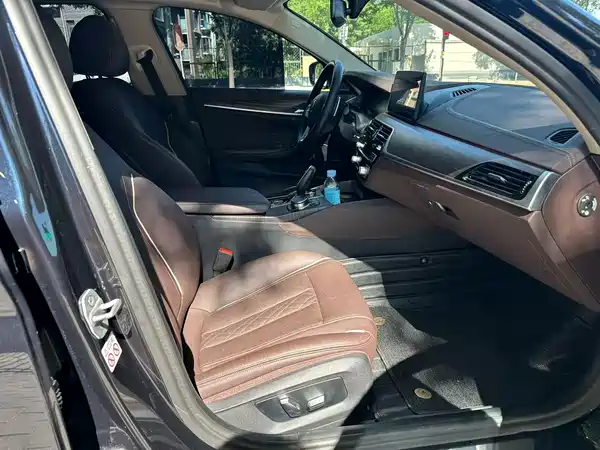 BMW 5 Series 2023