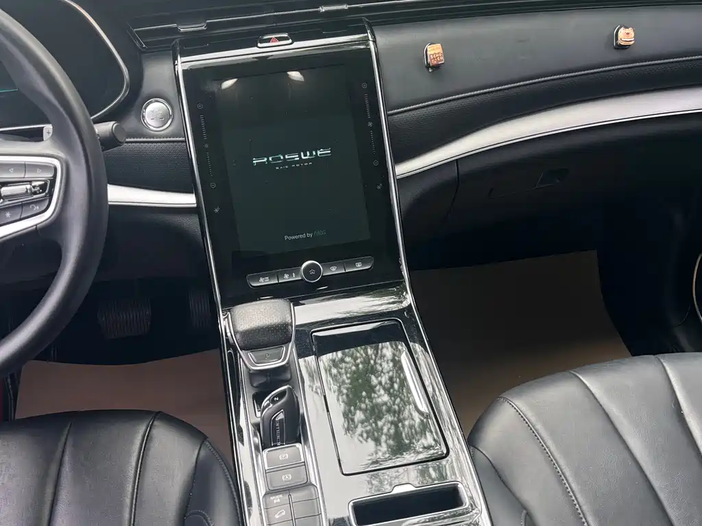 Roewe RX5 MAX 2020 — фото 12