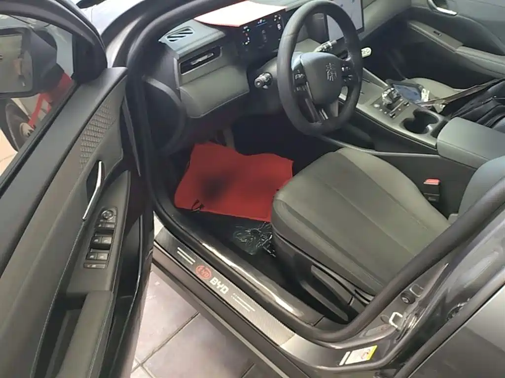 BYD Qin PLUS 2025 — фото 16