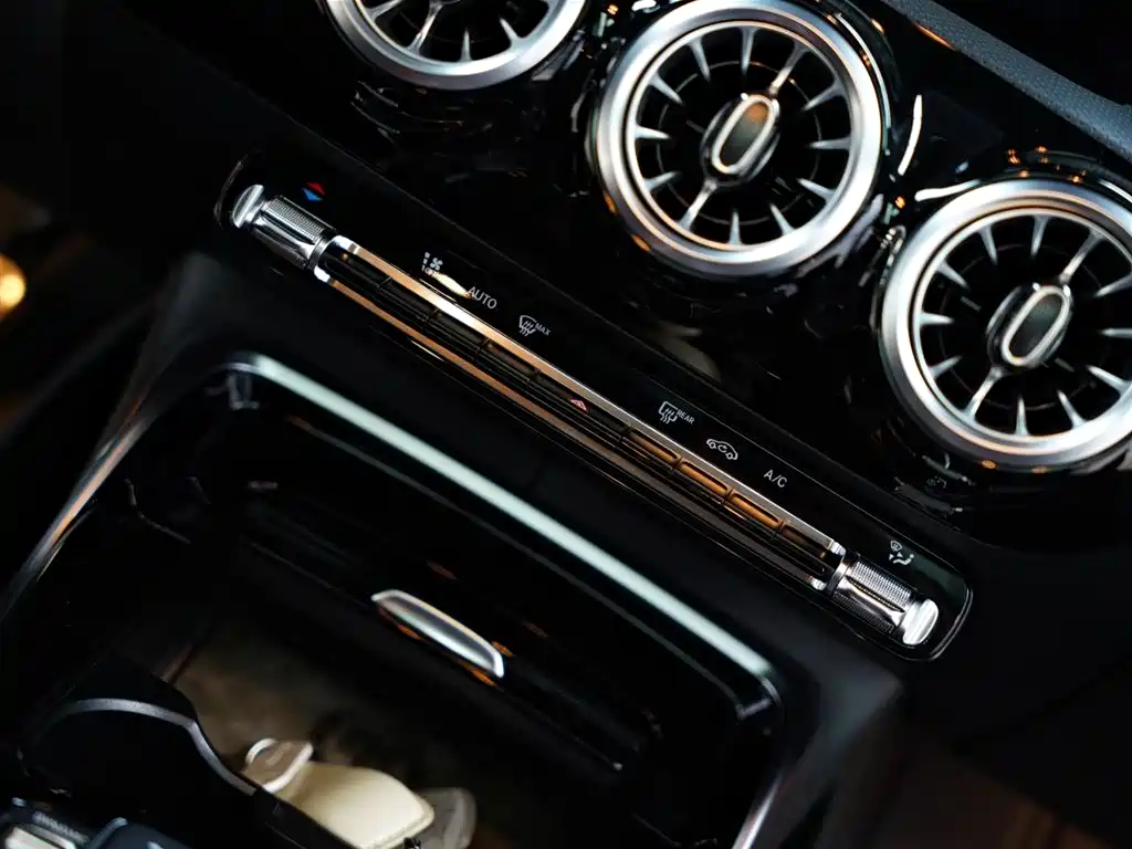 Mercedes-Benz A-Class AMG 2022 — фото 53