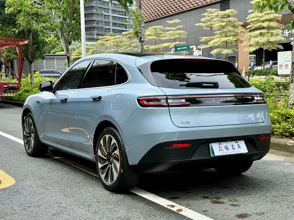 AITO M5 2023