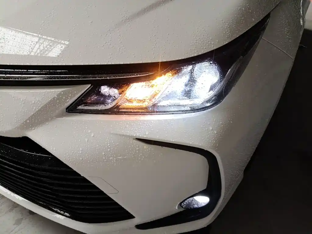 Toyota Corolla 2022 — фото 24