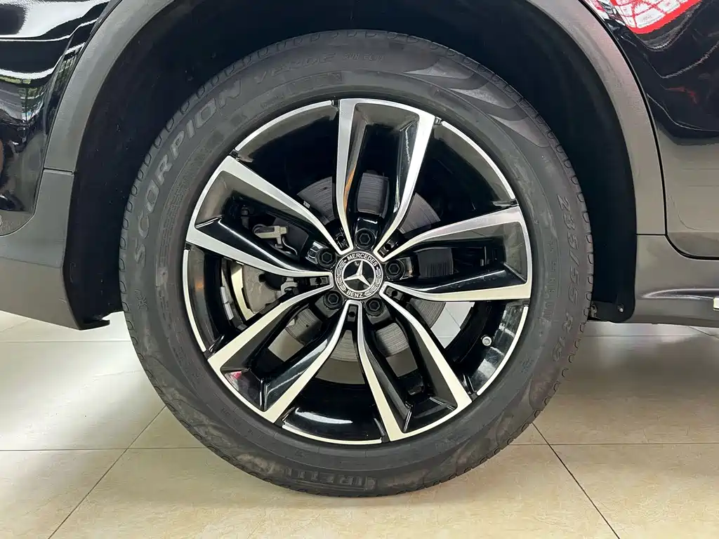 Mercedes-Benz GLC 2020 — фото 27