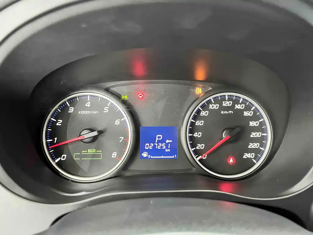 Mitsubishi Outlander 2022 — фото 13