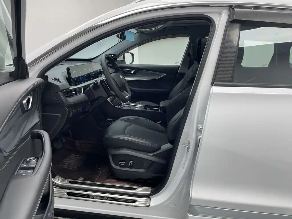 Chery Tiggo 8 PLUS 2022 — фото 9