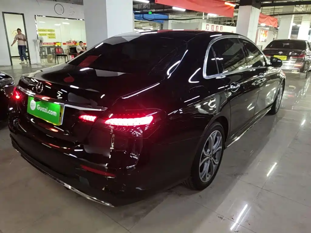 Mercedes-Benz E-Class 2021