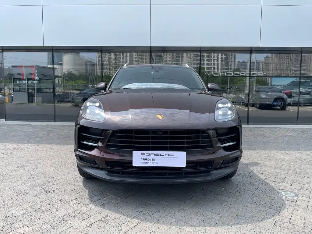 Porsche Macan 2021