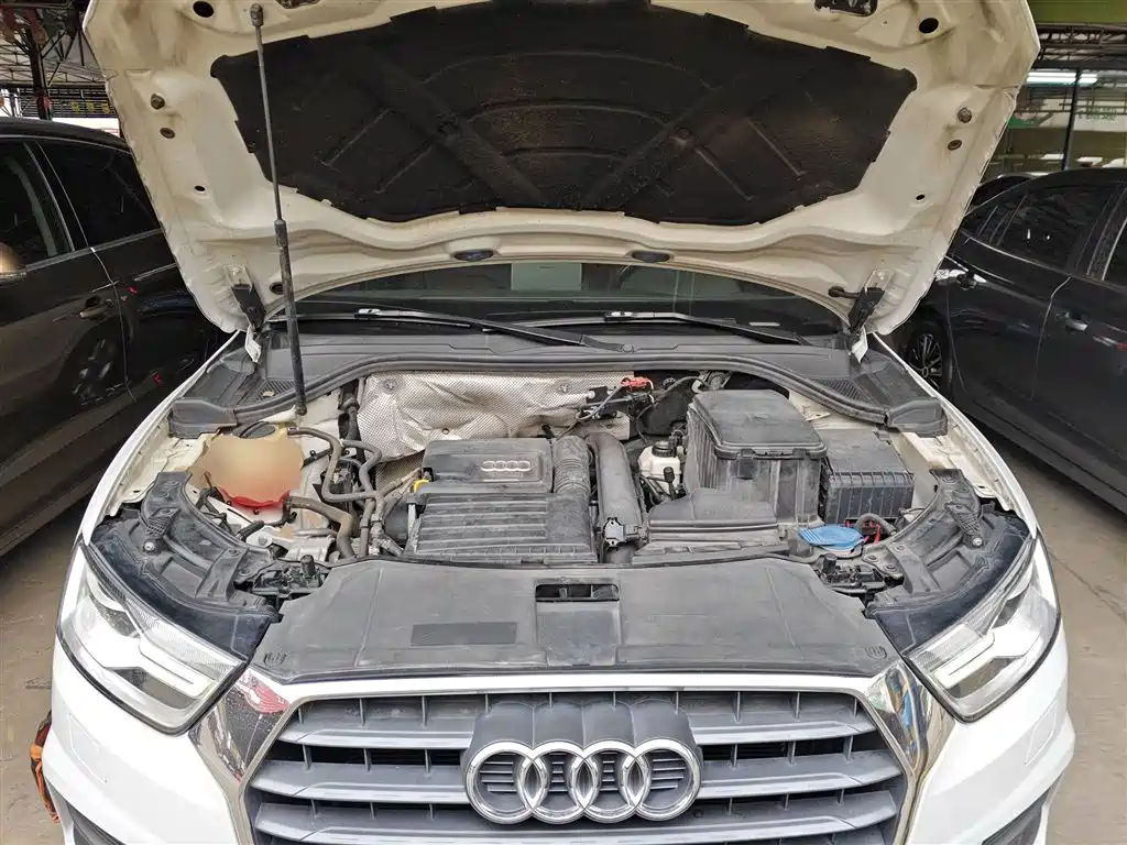 Audi Q3 2017 — фото 16