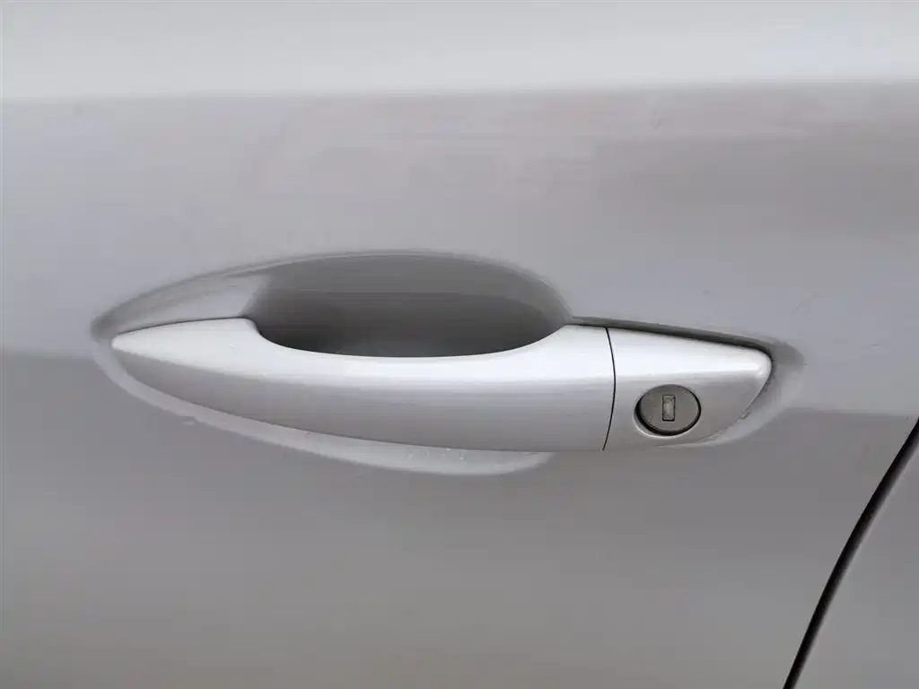 Peugeot 408 2016 — фото 18