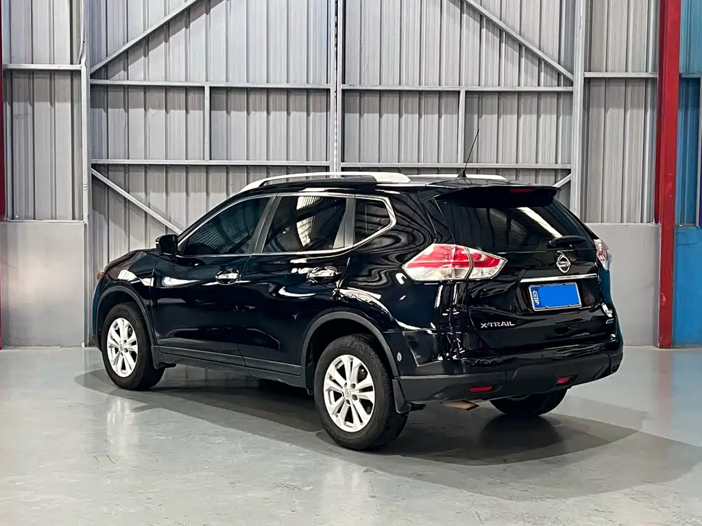 Nissan X-Trail 2015 — фото 9
