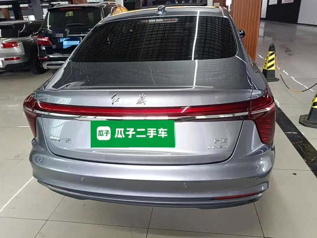 Hongqi H5 PHEV 2025 — фото 4