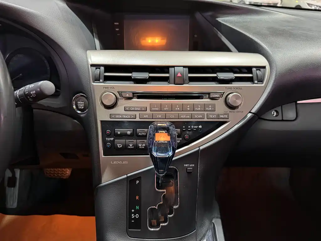Lexus RX Classic 2015 — фото 12