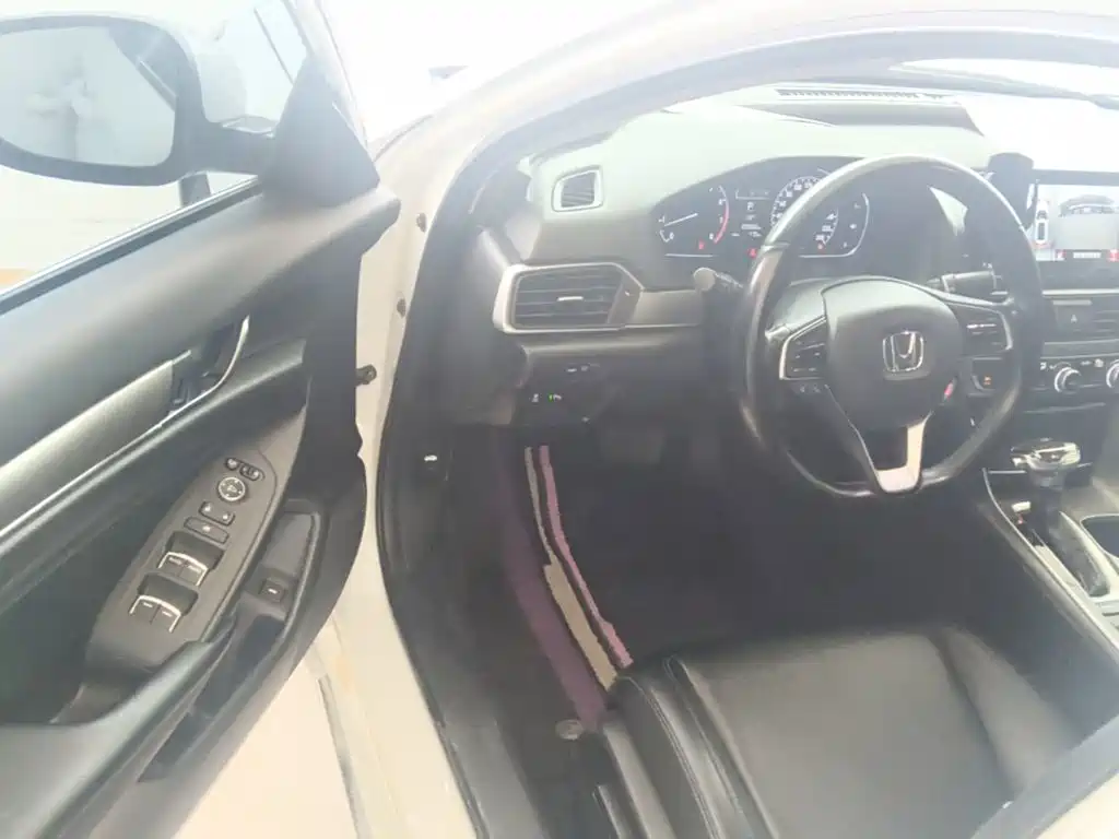 Honda Accord 2021 — фото 16