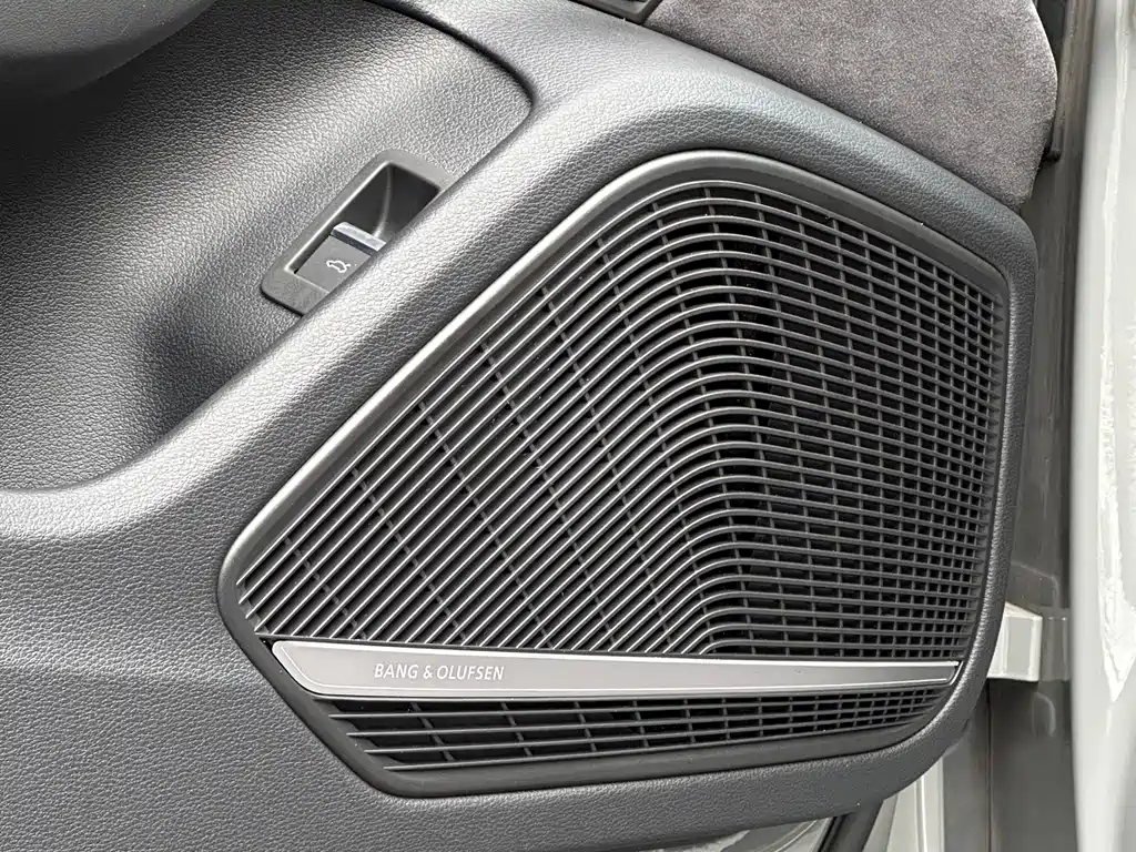 Audi S5 2023 — фото 25