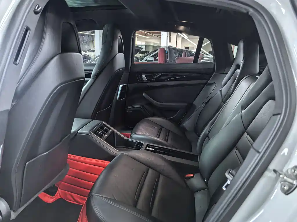 Porsche Panamera 2017 — фото 10