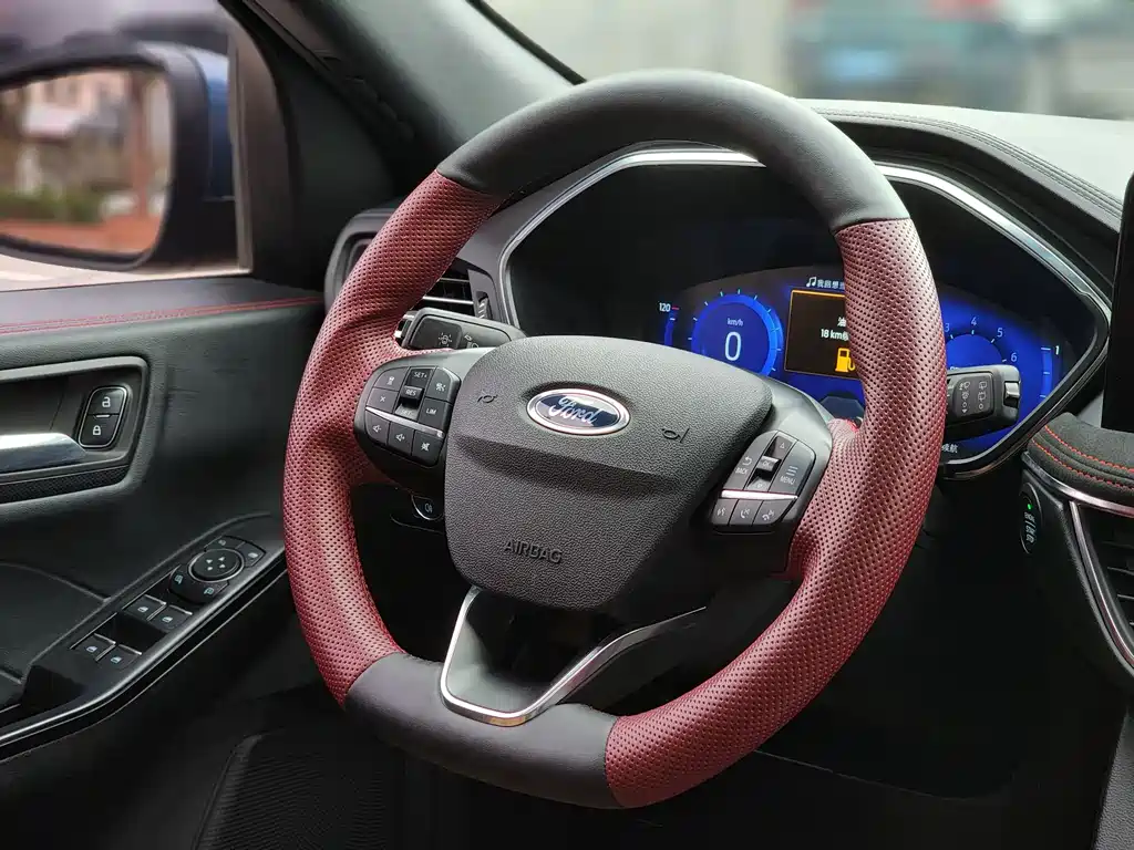 Ford Escape 2022 — фото 10