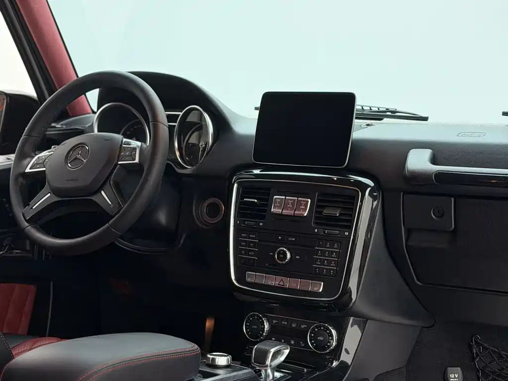 Mercedes-Benz G-Class 2018 — фото 10