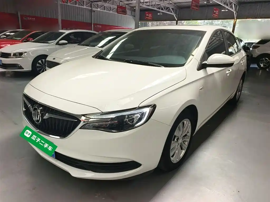 Buick Excelle 2021 — фото 1