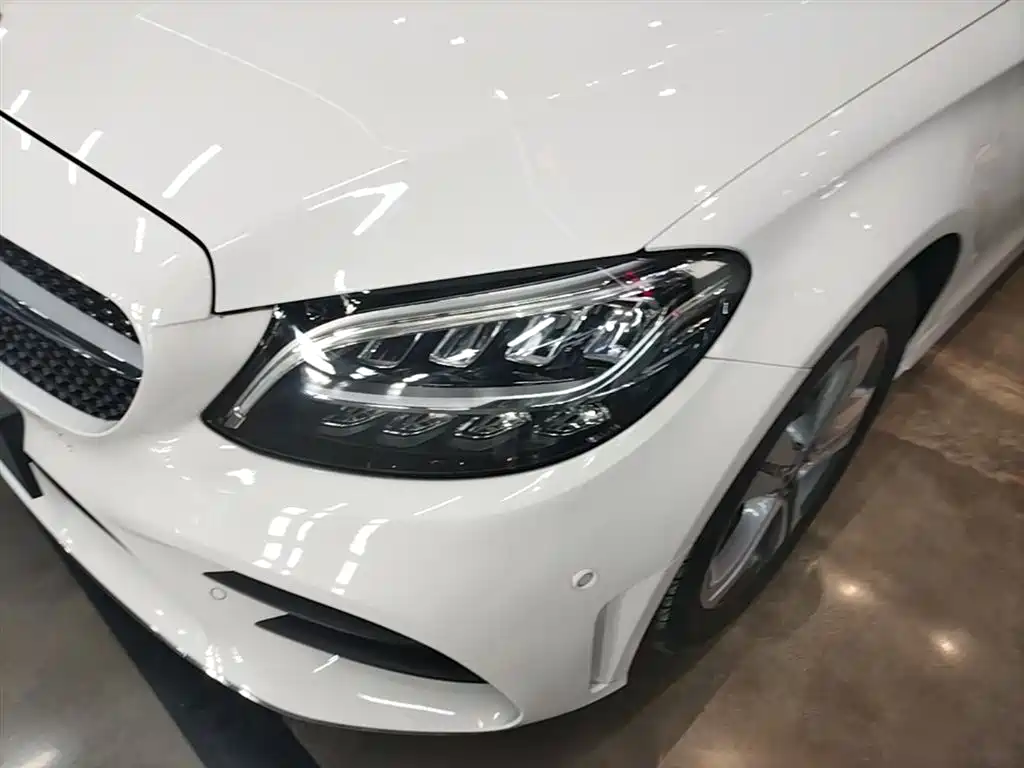 Mercedes-Benz C-Class 2018 — фото 23