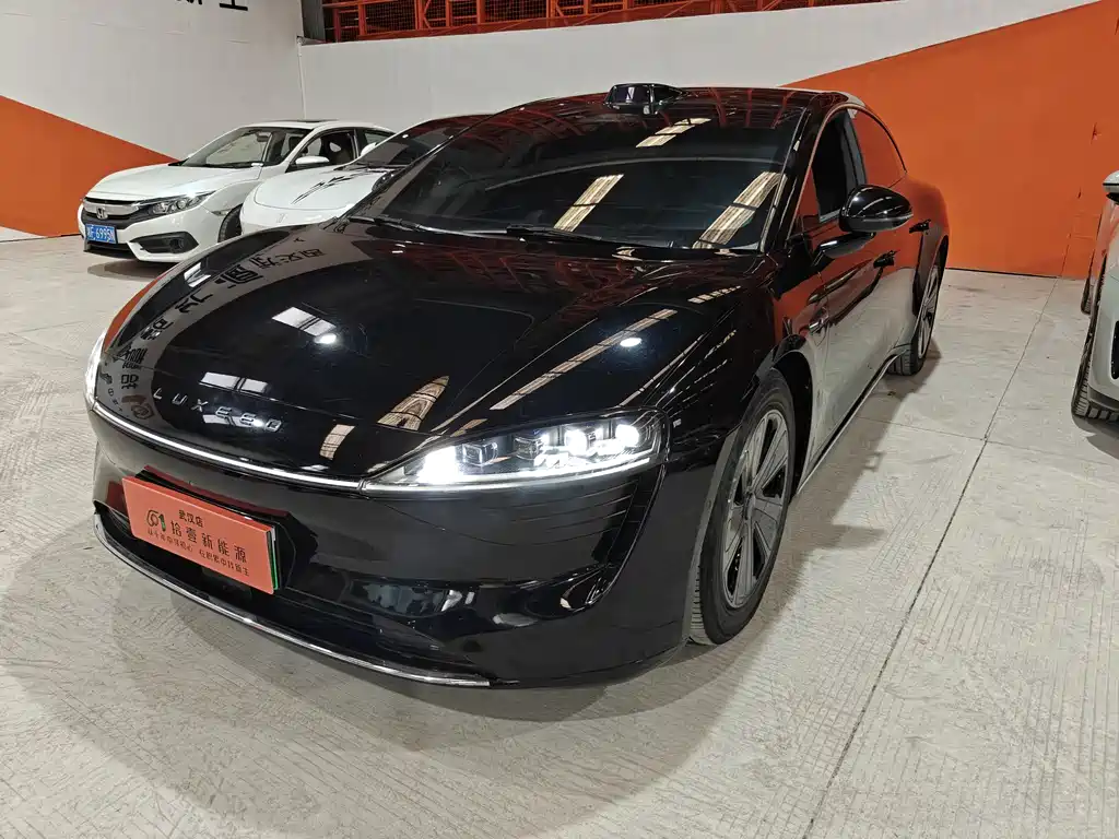 Luxeed Zhijie S7 2024