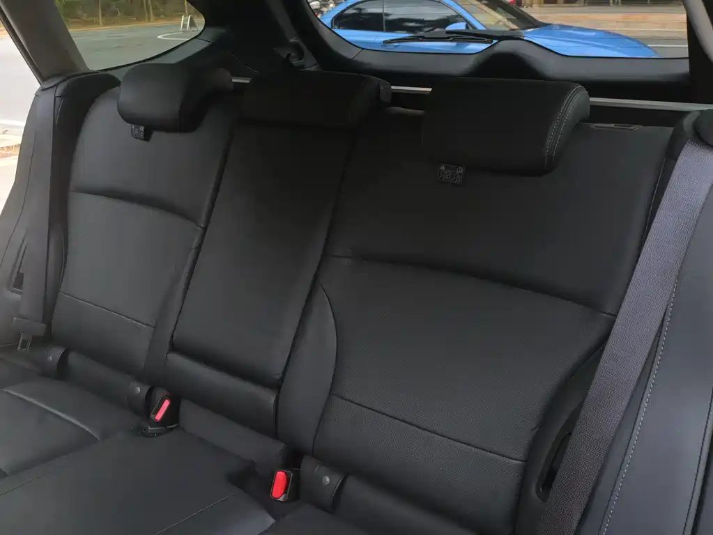 Subaru Outback 2019 — фото 37